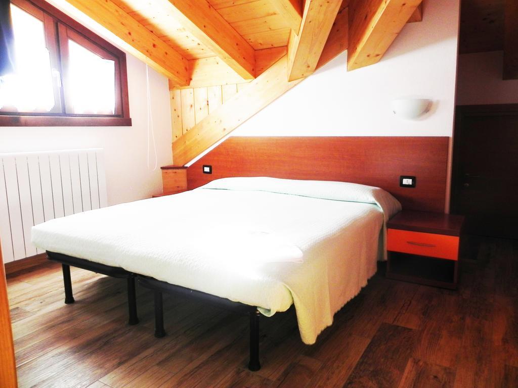 Residence Acero Rosso Ponte Di Legno Exteriör bild